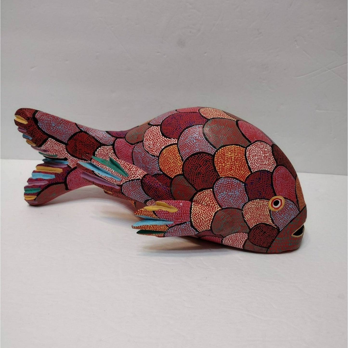 Pepe Santiago Oaxacan Alebrije Folk Art Fish Statue, Hand Painted Wood Carving Animal, Handmade in Mexico