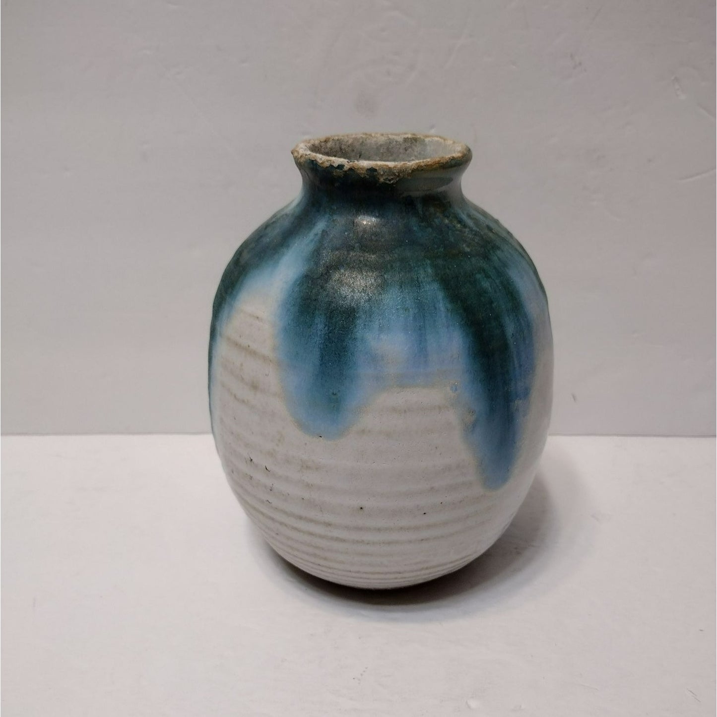Richard Sanderson Toad Hall Pottery Vase, Hand Crafted Studio Artisan Signed Ceramics, Vintage 1980s, New Hampshire