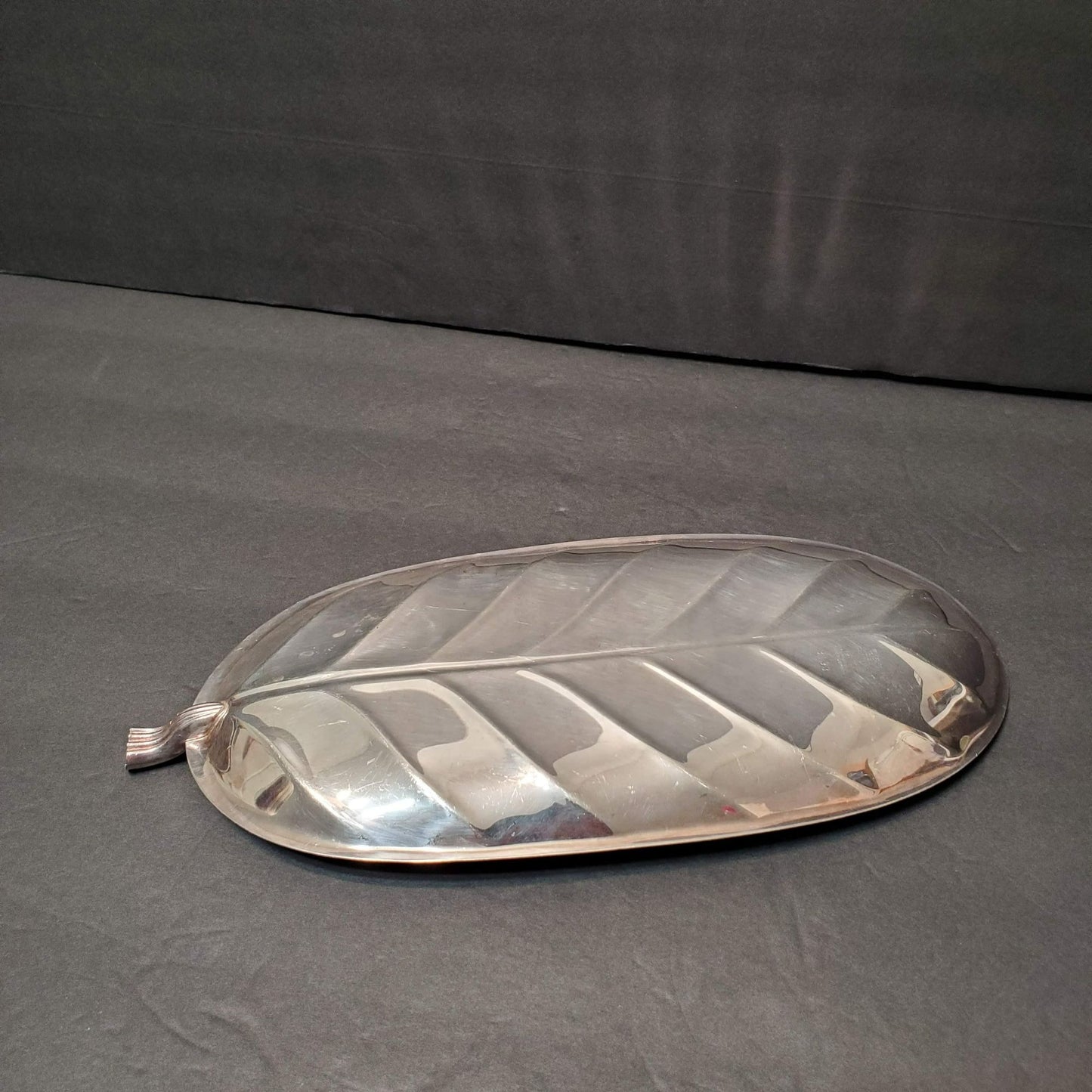 Vintage Banana Leaf Dish, 11", International Silver 8193 Silverplate Tray Plate