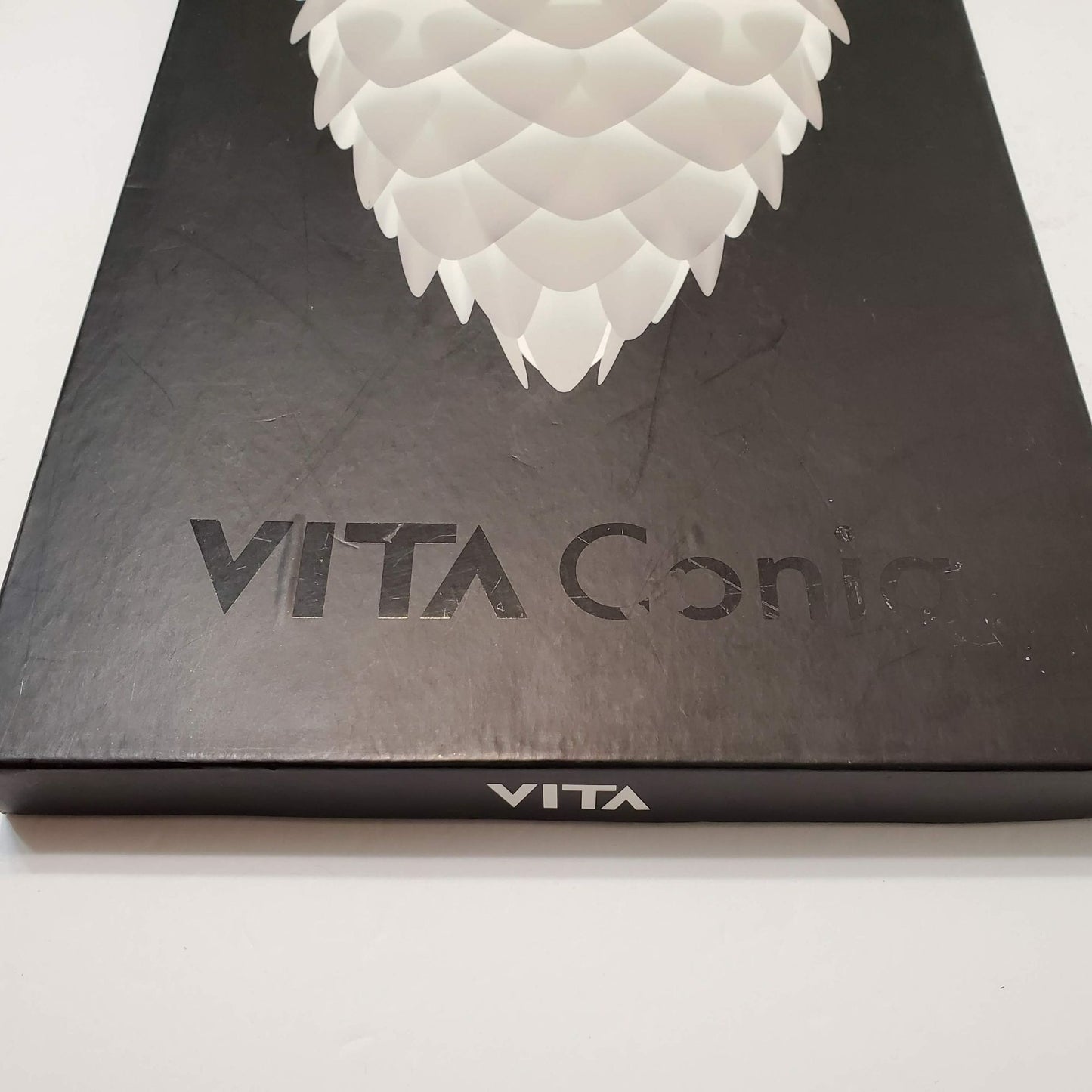 Vita Conia Pendant Light Shade, White Lotus Hanging Lamp Scandinavian Design NEW