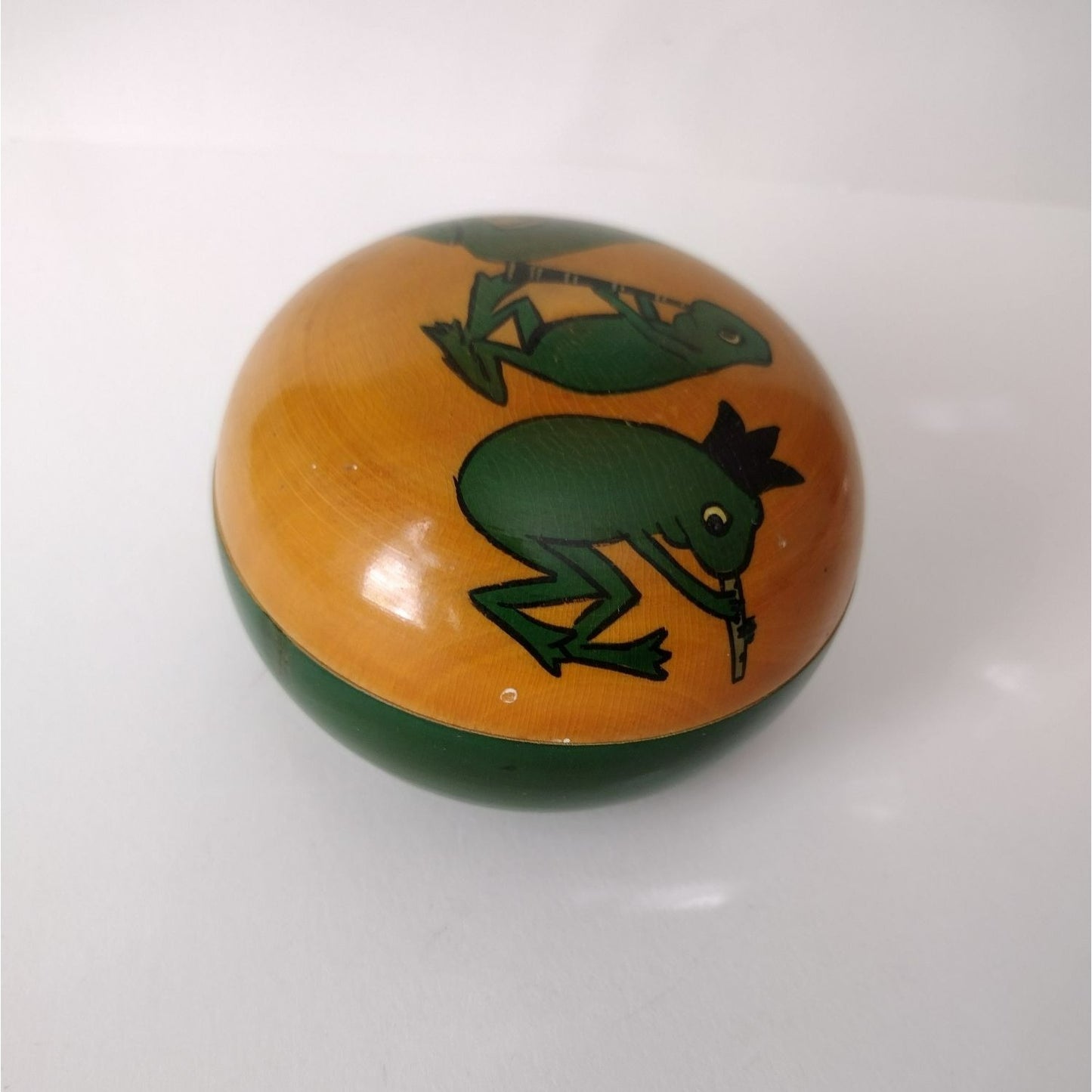 Hand Painted Wooden Frog Trinket Box, 3 Toad Musicians, Green Beige Lidded Jar