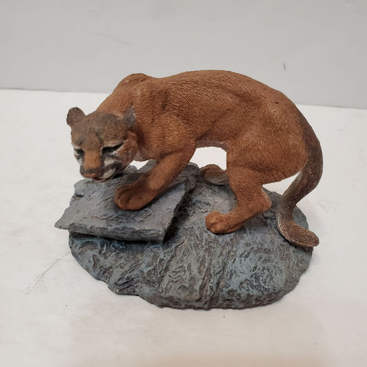 Franklin Mint 1987 Felis Concolor Cougar Sculpture Wildlife Preservation Trust Collection 4 Inches Crafted in Korea