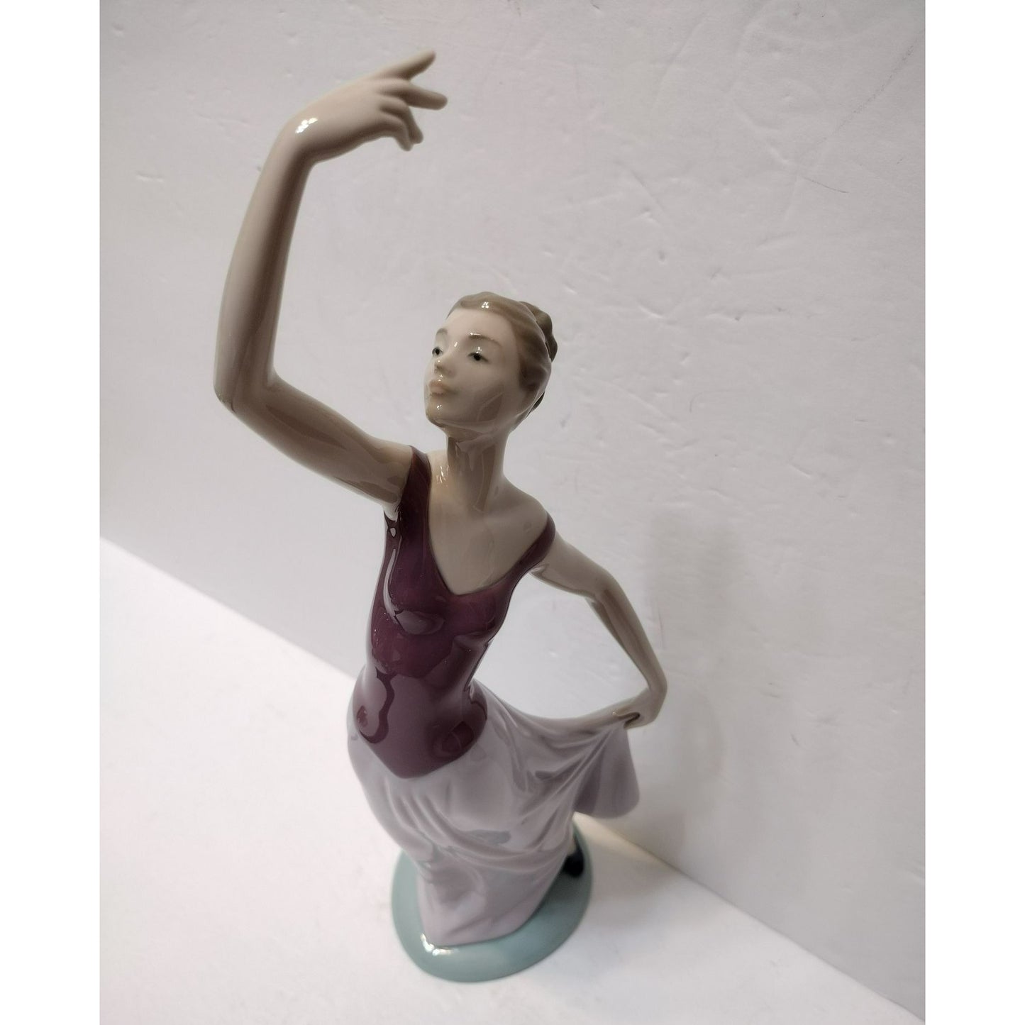 NAO by Lladro Porcelain Lady Figurine, The Dance is Over Dancer Purple Pink 1994