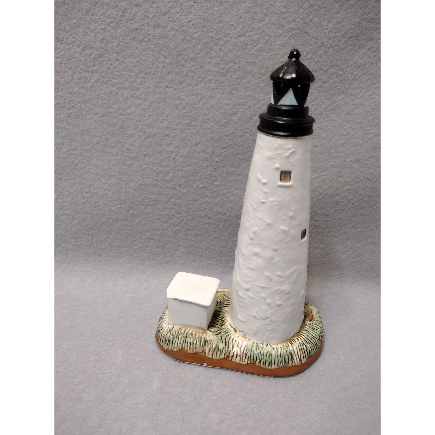 Geo Z Lefton 1994 Ocracoke Lighthouse Figurine NC 01405 Coastal Nautical CHIP