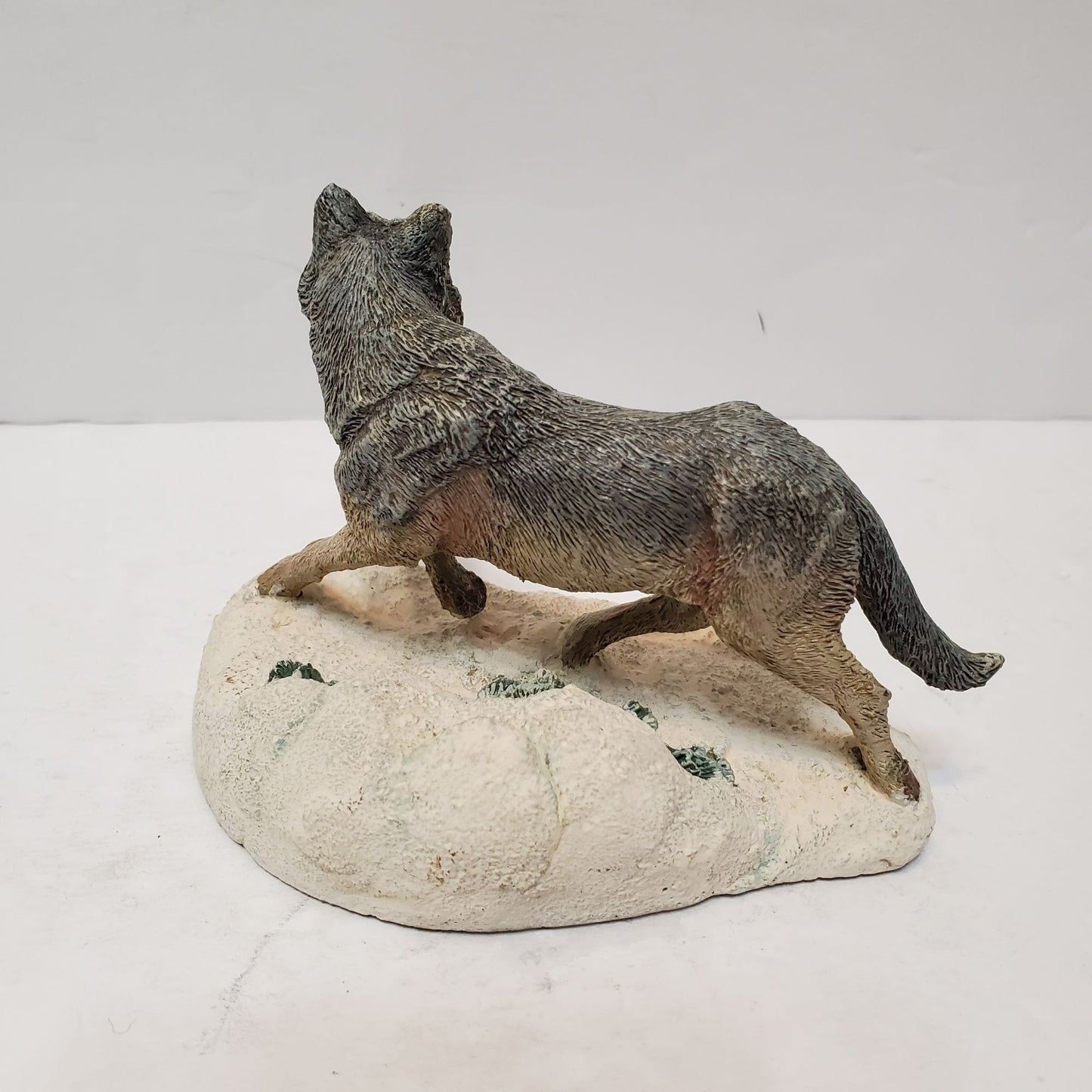 Franklin Mint Canis Lupus Wolf Figurine Wildlife Preservation Trust 1987 Sculpture 4 x 3 inch Collectible Decor